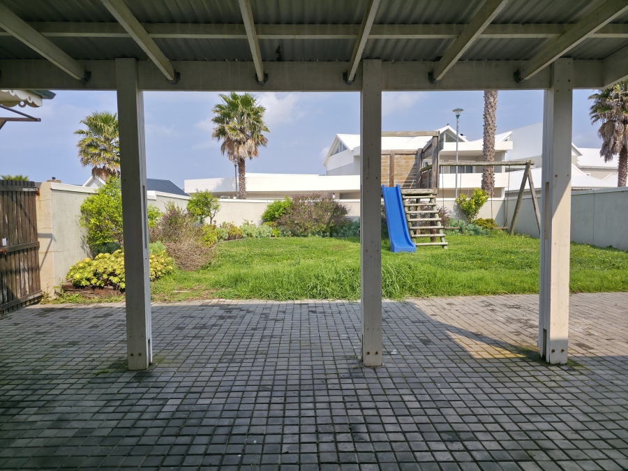 3 Bedroom Property for Sale in Marina Martinique Eastern Cape